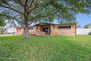 900 Waikiki Drive, Merritt Island, FL 32953 - MLS#1056392