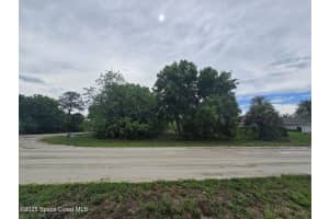8415 97th Avenue, Vero Beach, FL 32967 Sold 10/14/25