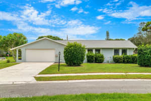 215 Cartier Avenue, Melbourne, FL 32901 - MLS#1056510