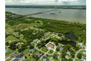 345 Lake Point Place, Merritt Island, FL 32953 - MLS#1056588