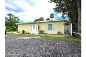 3921 Dixie Highway, Palm Bay, FL 32905 - MLS#1056680