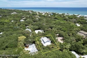 1961 Pebble Path, Vero Beach, FL 32963 - MLS#1056716