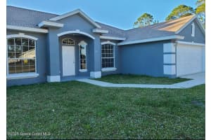 220 Medea Avenue, Palm Bay, FL 32907 - MLS#1056757