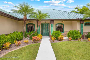 5627 Cypress Creek Drive, Grant, FL 32949 - MLS#1056766
