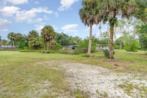 1048 Knecht Road, Palm Bay, FL 32905 - MLS#1056797