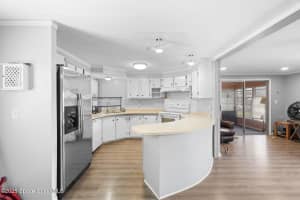 554 Marnie Circle, West Melbourne, FL 32904 - MLS#1056836