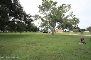 1082 Parkway Lane, Barefoot Bay, FL 32976 - MLS#1056842