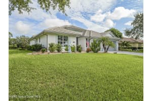 8300 Meredith Place, Vero Beach, FL 32968 - MLS#1056854