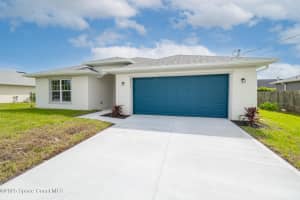 2091 Day Avenue, Palm Bay, FL 32908 - MLS#1056906