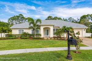 2051 Thornwood Drive, Palm Bay, FL 32909 - MLS#1056923