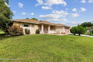 2298 Mantilla Avenue, Palm Bay, FL 32909 - MLS#1056992