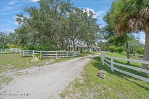 1740 Villa Espana Trail, Melbourne, FL 32935 - MLS#1056993