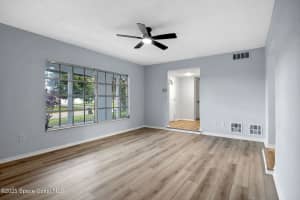 598 Aviation Avenue, Palm Bay, FL 32907 - MLS#1057001
