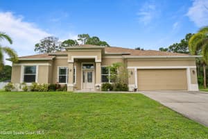 185 Dandridge Avenue, Palm Bay, FL 32907 - MLS#1057020
