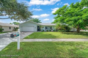 445 Saint Johns Drive, Satellite Beach, FL 32937 - MLS#1057061