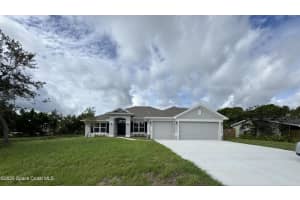 498 Easy Street, Sebastian, Fl 32958, Sebastian