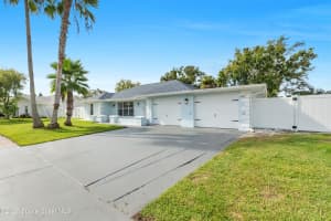 920 Waialae Circle, Palm Bay, FL 32905 - MLS#1057207