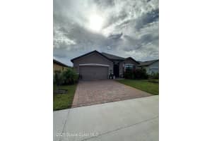 939 Remington Green Drive, Palm Bay, FL 32909 - MLS#1057224