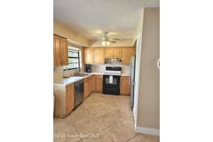 898 Hampton Drive, Palm Bay, FL 32905 - MLS#1057250