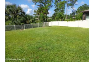 904 Old Country Road, Palm Bay, FL 32909 - MLS#1057337