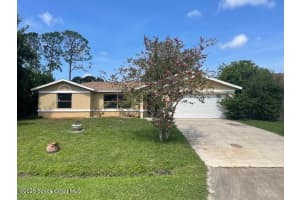 1030 Lee Avenue, Palm Bay, FL 32907 - MLS#1057353