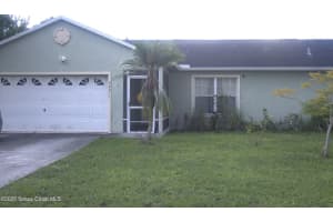 900 Dubois Avenue, Port St. Lucie, FL 34953 - MLS#1057520