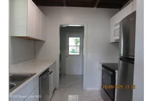 1647 Dixie Way, Melbourne, FL 32935 - MLS#1057522