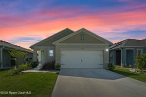 1774 Walnut Creek Drive, Kissimmee, FL 34744 - MLS#1057658