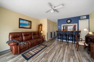 927 Colonial Court, Indian Harbour Beach, FL 32937 - MLS#1057676