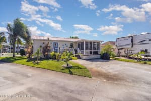 2334 Shuttle Circle, Titusville, FL 32796 - MLS#1057679