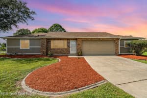 706 Isle Royale Avenue, Palm Bay, FL 32907 - MLS#1057898