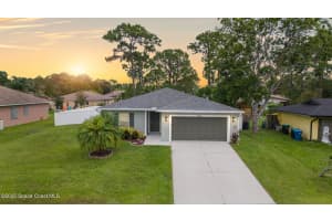 817 Carnival Road, Palm Bay, FL 32909 - MLS#1057982