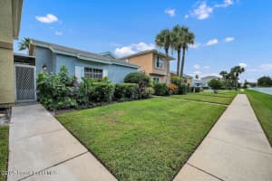 1470 Malibu Circle, Palm Bay, FL 32905 - MLS#1058019