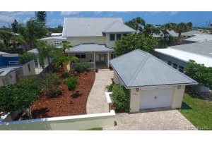2583 Victoria Drive, Palm Bay, FL 32905 - MLS#1058059