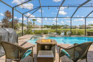 560 Easton Forest Circle, Palm Bay, FL 32909 - MLS#1058118