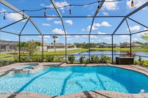 560 Easton Forest Circle, Palm Bay, FL 32909 - MLS#1058118