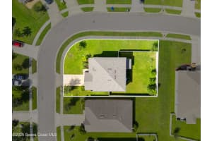 320 Moray Drive, Palm Bay, FL 32908 - MLS#1058121