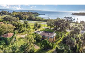 1632 Water Drive, Palm Bay, FL 32905 - MLS#1058146