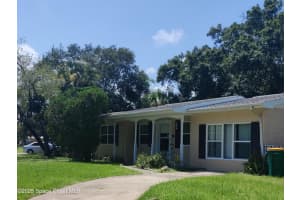 700 Lund Circle, Melbourne, FL 32901 - MLS#1058160
