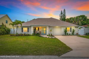 133 Osceola Lane, Cocoa Beach, FL 32931 - MLS#1058232