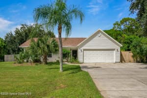 835 Emerson Drive, Palm Bay, FL 32907 - MLS#1058270