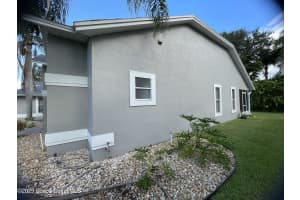 977 Somerset Lane, Melbourne, FL 32940 - MLS#1058273