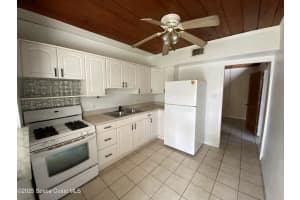 301 Bluff Drive, Melbourne, FL 32901 - MLS#1058331