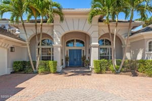 327 Lansing Island Drive, Indian Harbour Beach, FL 32937 - MLS#1058348