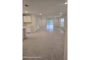 581 Richmond Circle, Palm Bay, FL 32908 - MLS#1058543