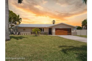 931 Fourth Street, Cocoa Beach, FL 32931 - MLS#1058629