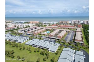 737 Palm Springs Circle, Indian Harbour Beach, FL 32937 - MLS#1058813