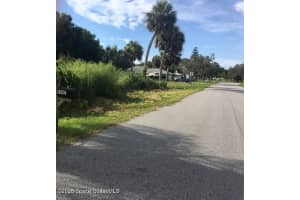 5 Chamberlin Terrace, Micco, FL 32976 - MLS#1058859