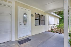 1915 47th Avenue, Vero Beach, FL 32966 - MLS#1058937