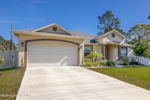 171 Hurley Boulevard, Palm Bay, FL 32908 - MLS#1059000